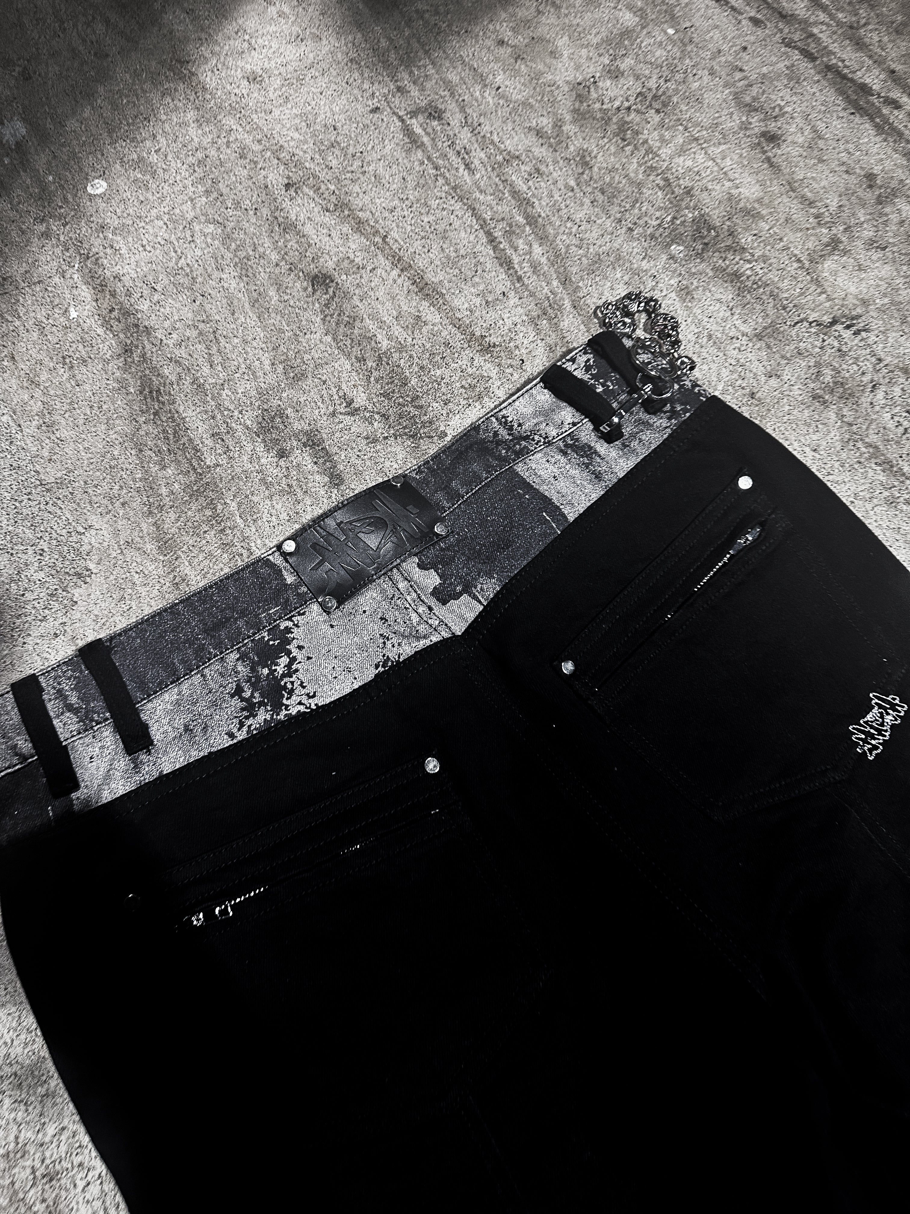 VALKYRIE-DENIM-PANTS